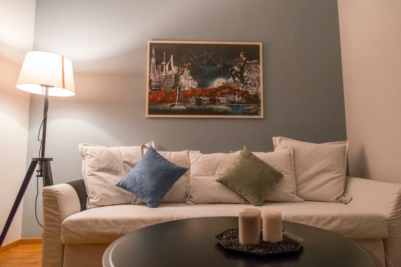 Apartamento Gazi Discrit Next To Subway Atenas Exterior foto